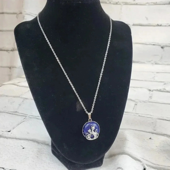 Lapis Lazuli Mother and Baby Cat Necklace with Natural Stone Center - Picture 5 of 8